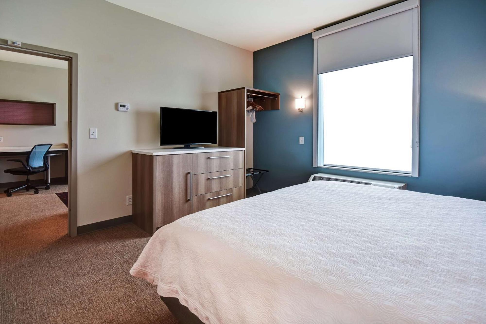 Home2 Suites By Hilton Springfield North Екстер'єр фото