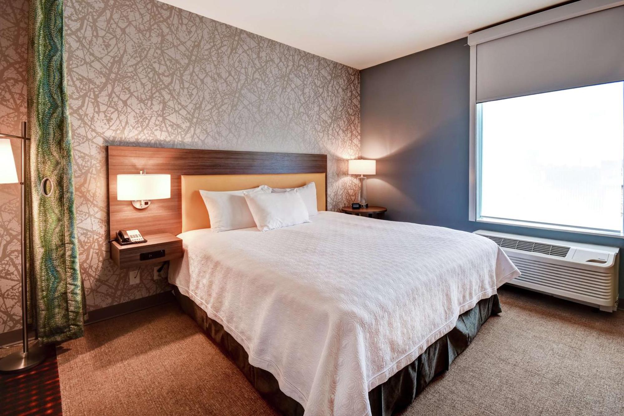 Home2 Suites By Hilton Springfield North Екстер'єр фото