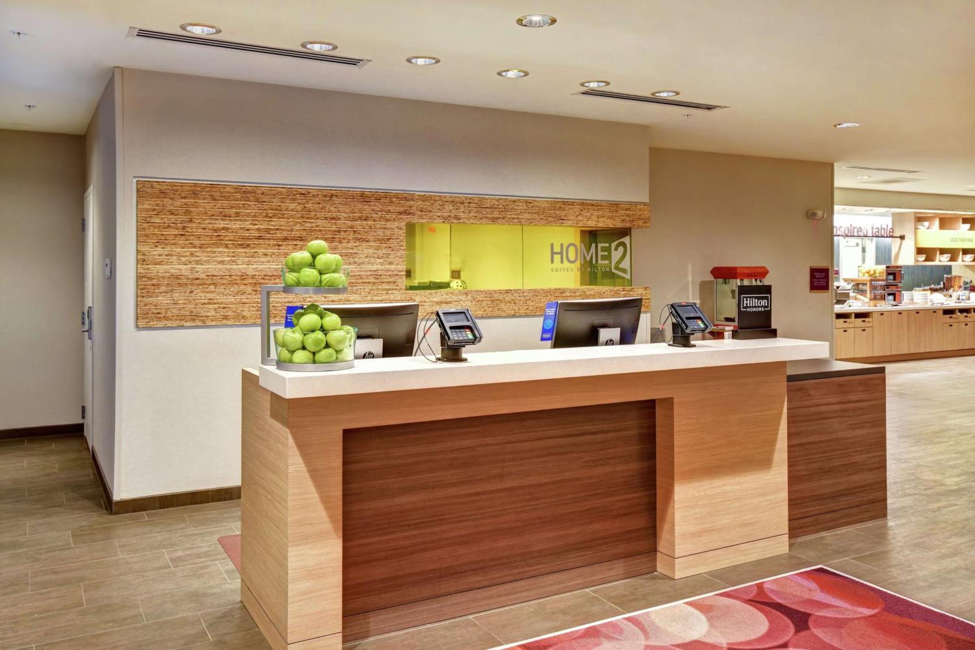 Home2 Suites By Hilton Springfield North Екстер'єр фото