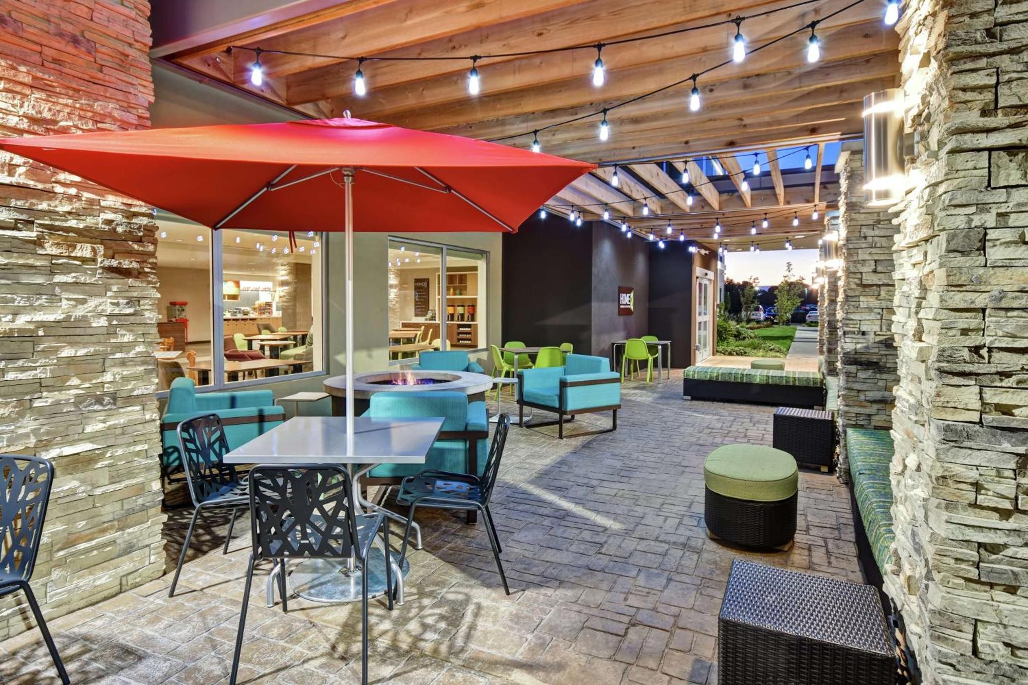 Home2 Suites By Hilton Springfield North Екстер'єр фото