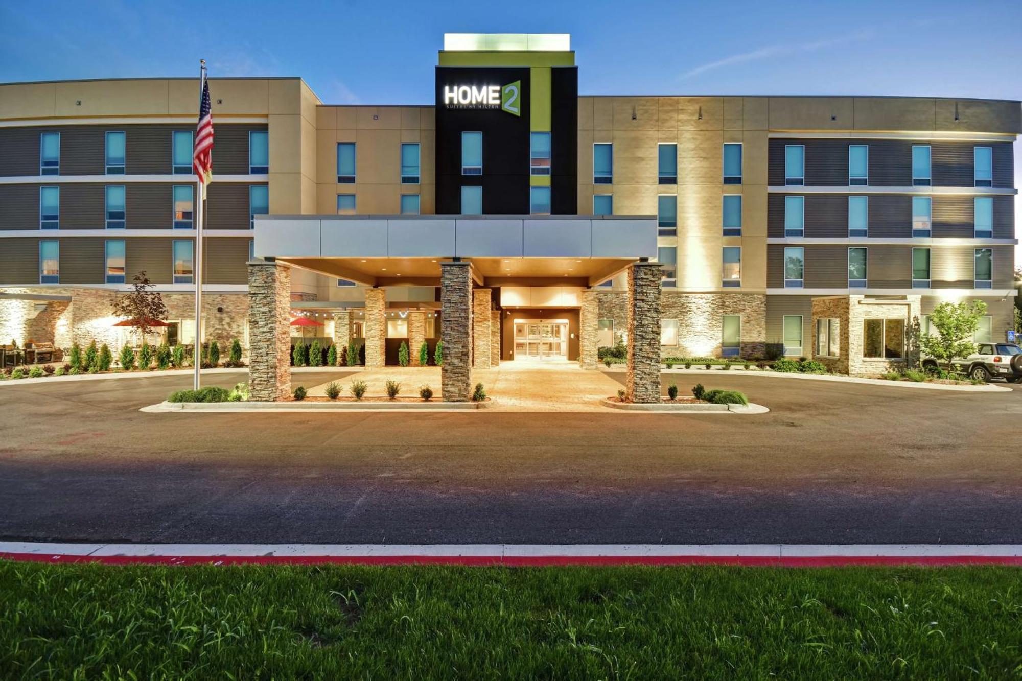 Home2 Suites By Hilton Springfield North Екстер'єр фото