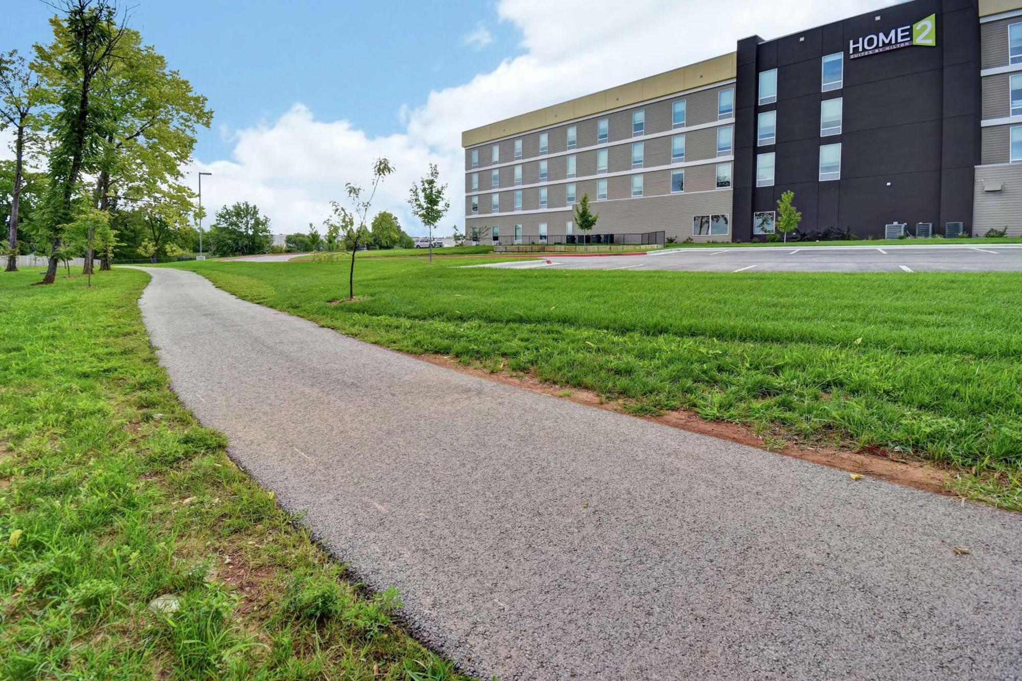 Home2 Suites By Hilton Springfield North Екстер'єр фото