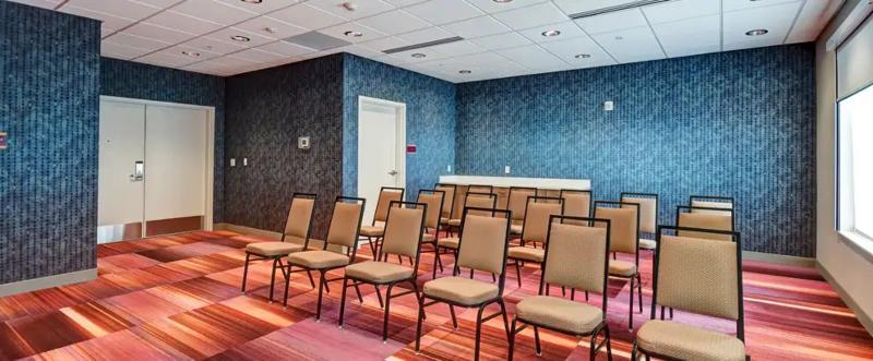 Home2 Suites By Hilton Springfield North Екстер'єр фото