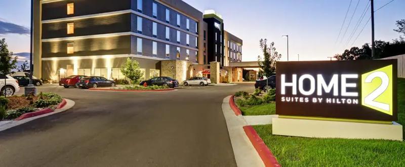 Home2 Suites By Hilton Springfield North Екстер'єр фото
